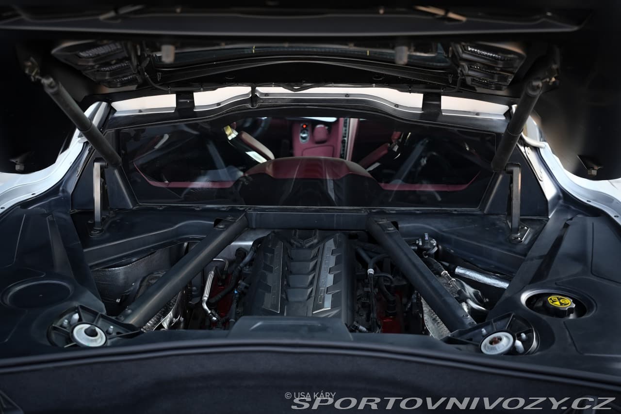 2021 Chevrolet Corvette - 18