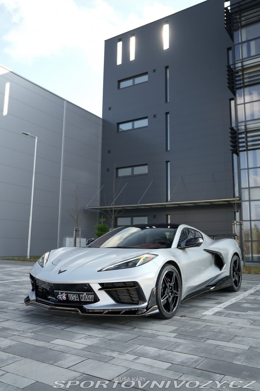 2021 Chevrolet Corvette - 3