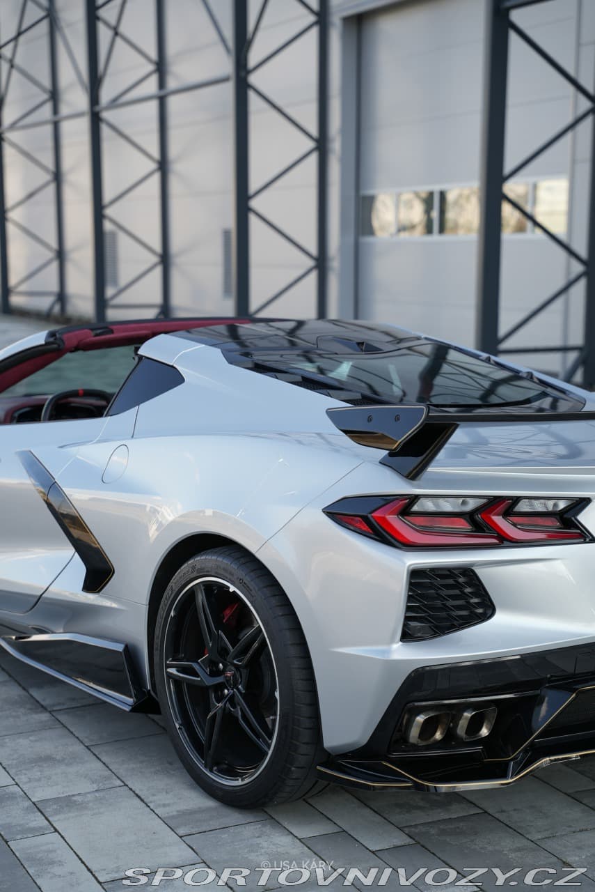 2021 Chevrolet Corvette - 8