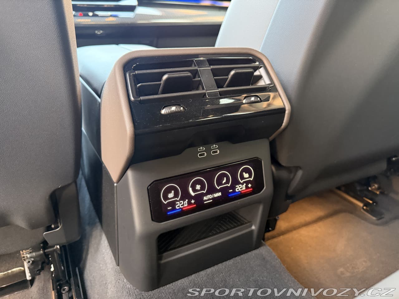 2024 BMW 5-Series - 10