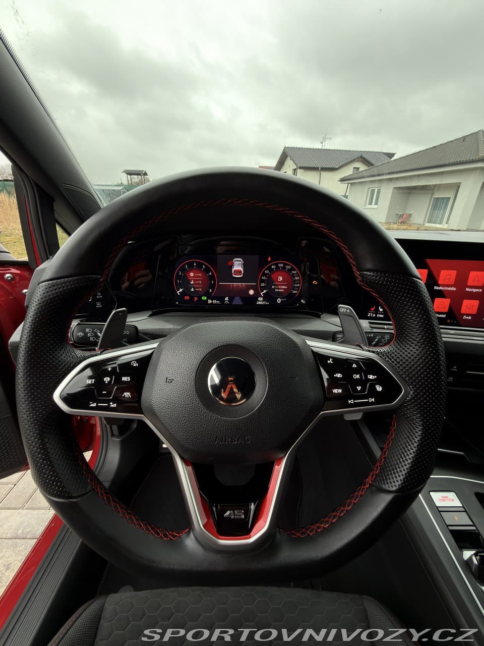 2022 Volkswagen Golf - 14