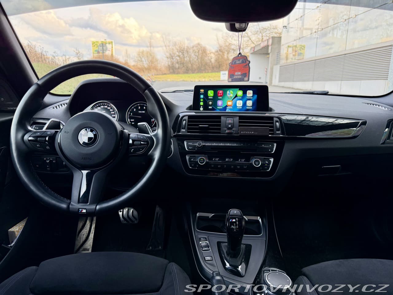 2018 BMW 1-SERIES - 8