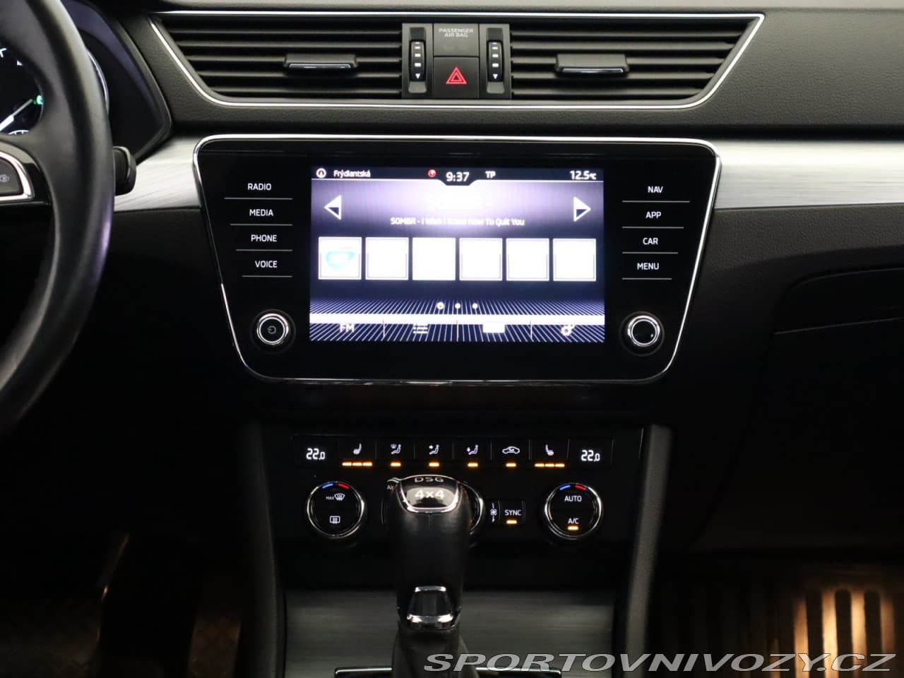 2020 Škoda Superb - 10