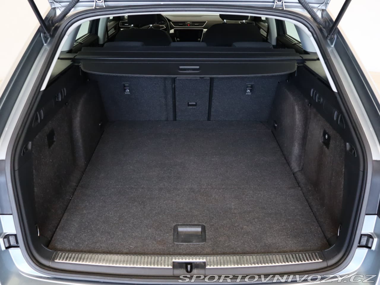 2020 Škoda Superb - 12