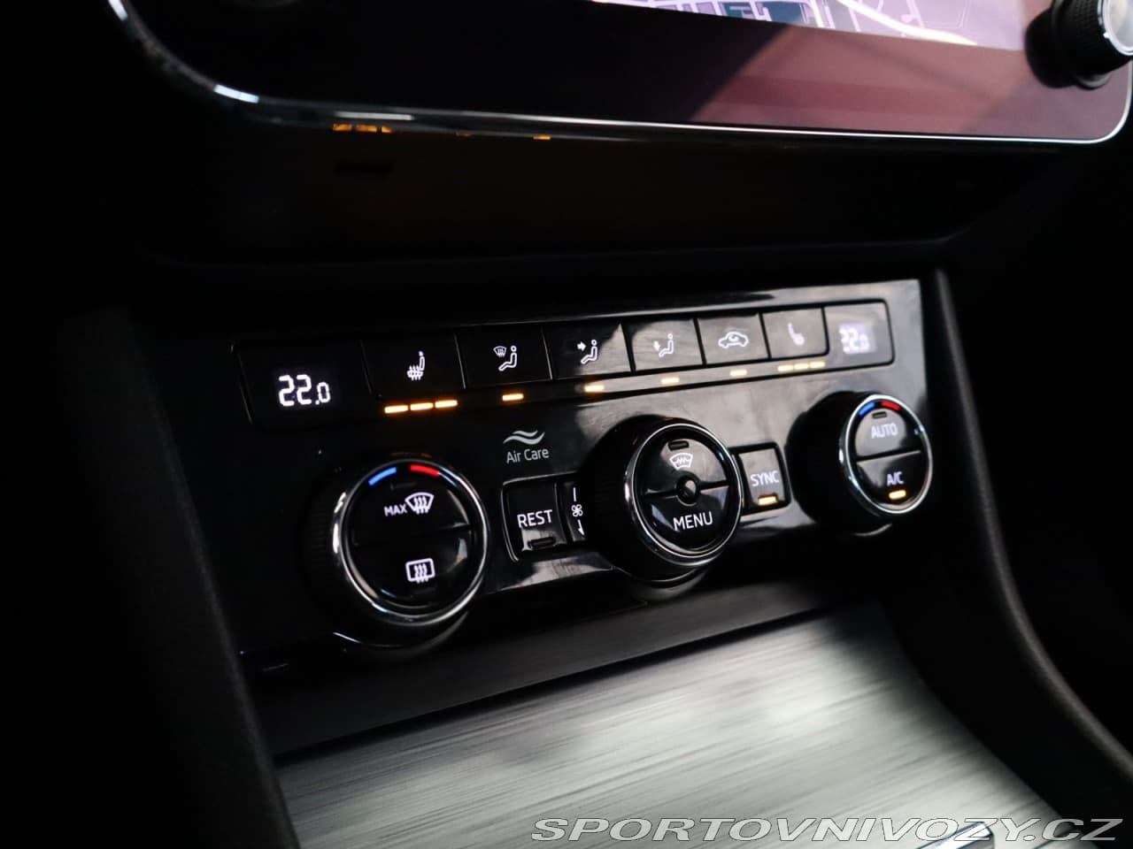 2020 Škoda Superb - 15