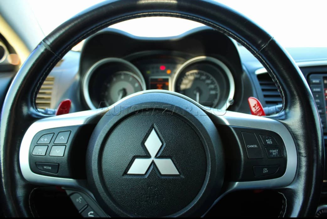 2011 Mitsubishi Lancer - 13