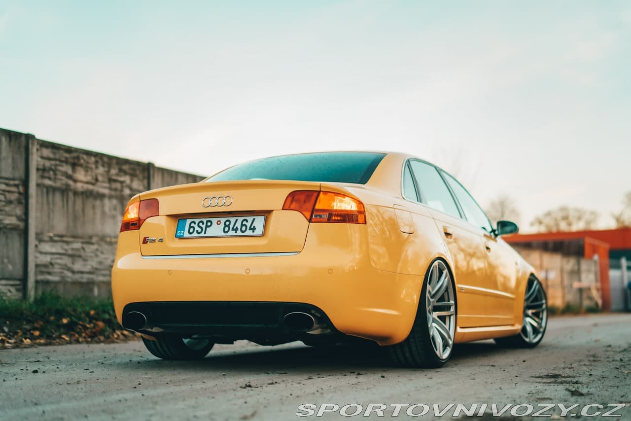 2006 Audi RS4 - 3