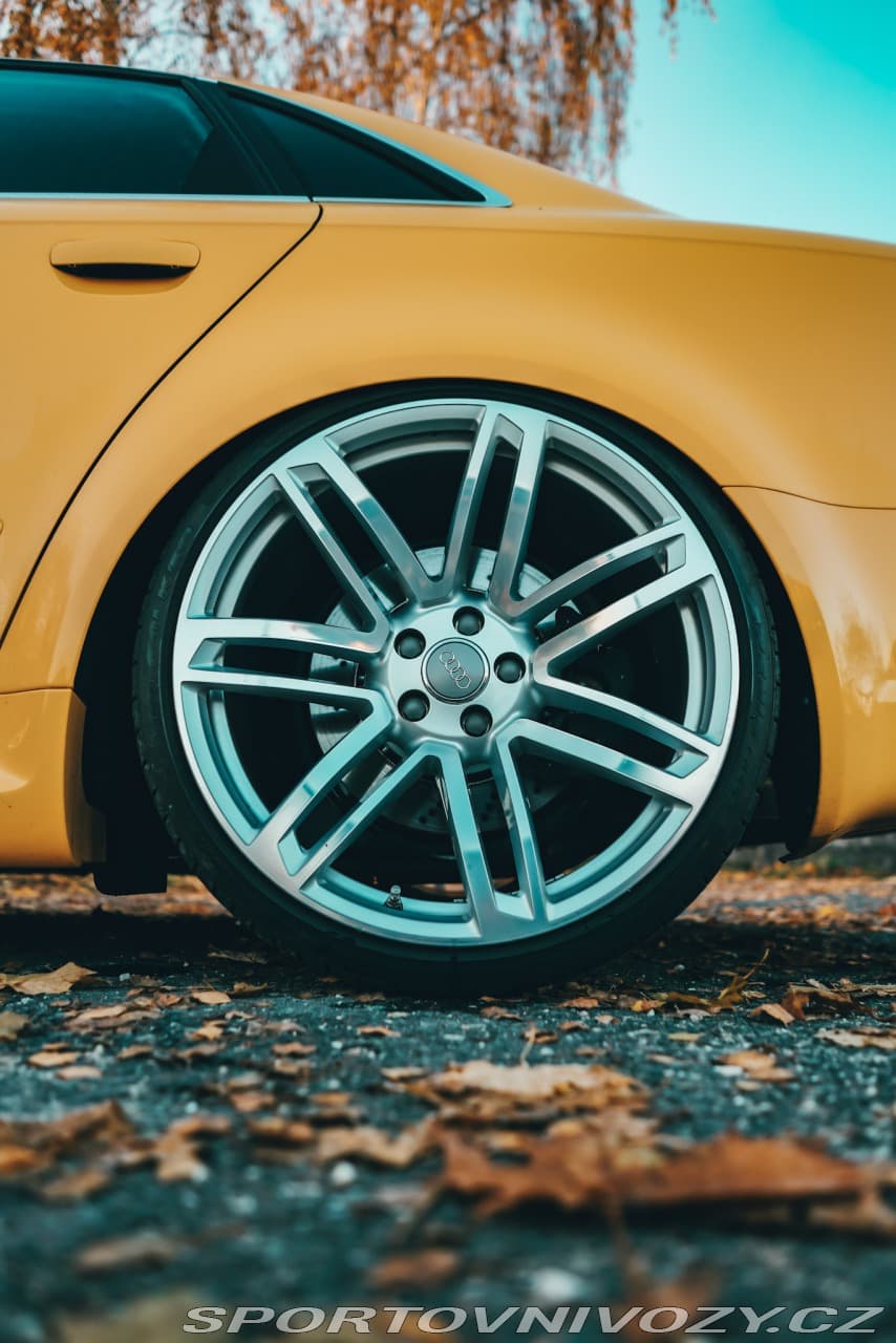 2006 Audi RS4 - 6