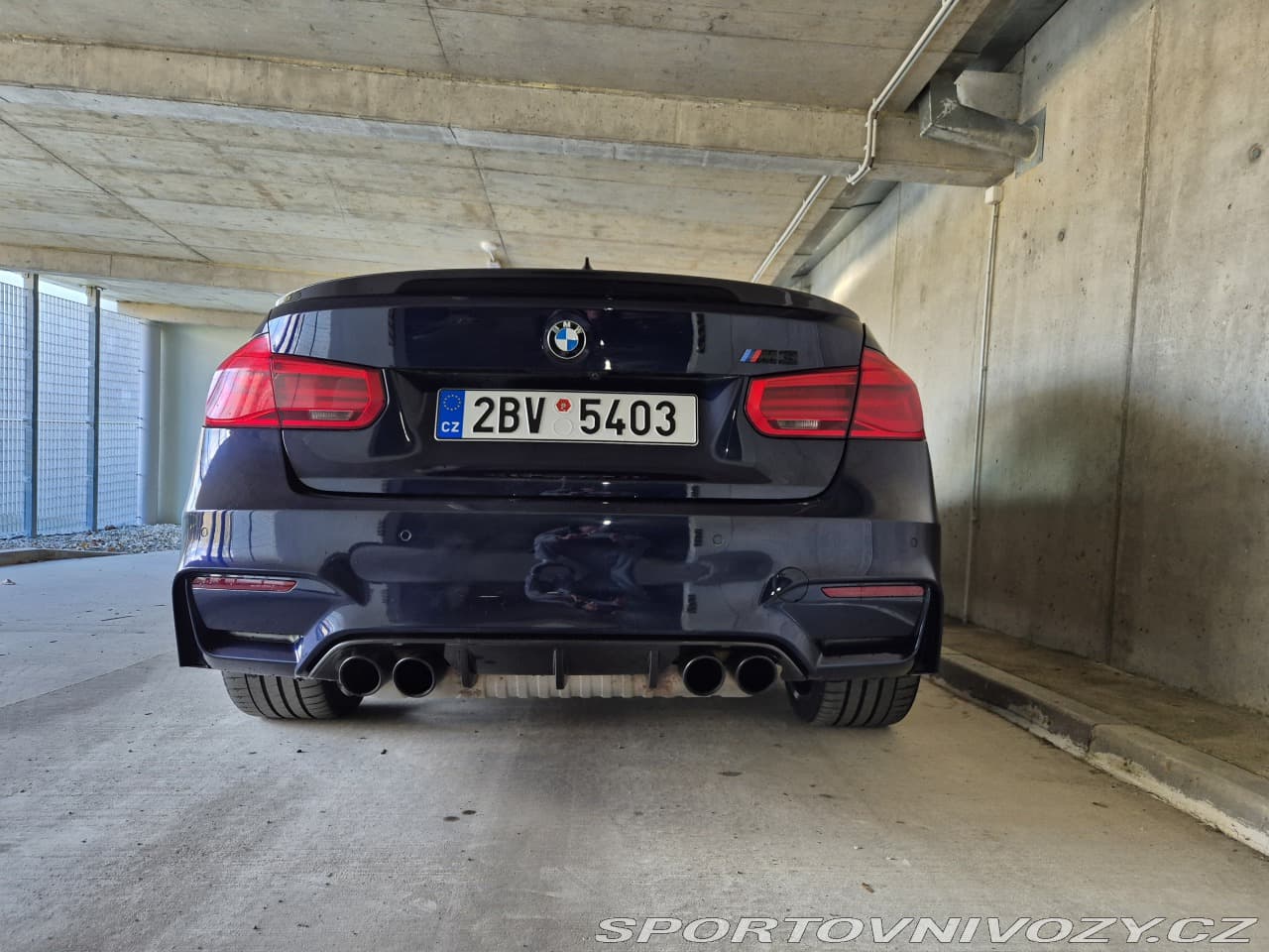 2018 BMW M3 - 10