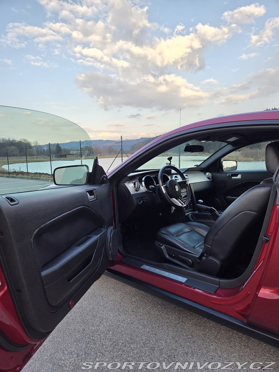 2007 Ford Mustang - 14