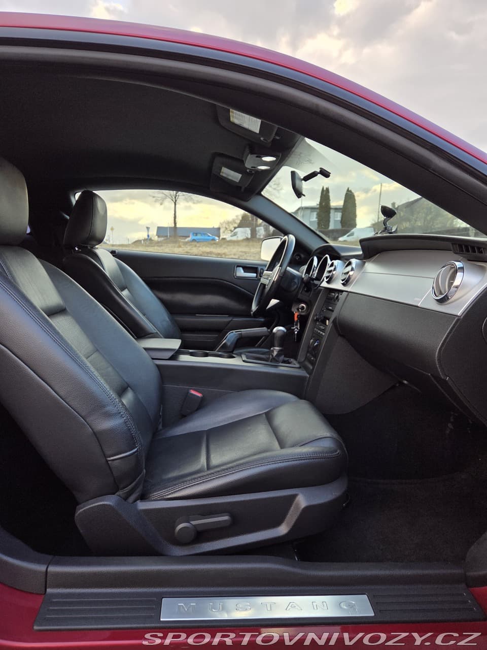 2007 Ford Mustang - 19