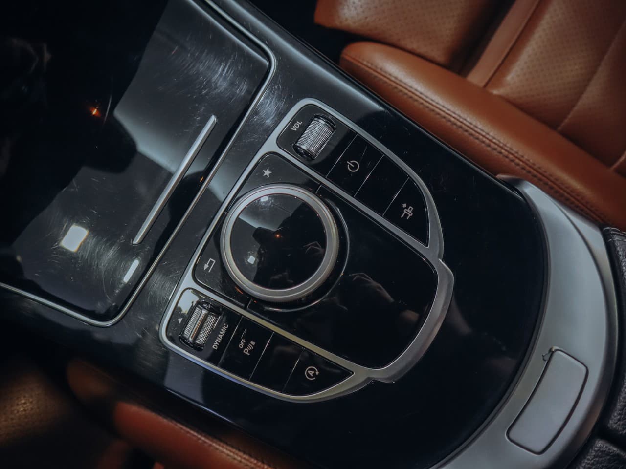 2018 Mercedes-Benz C-Class - 15