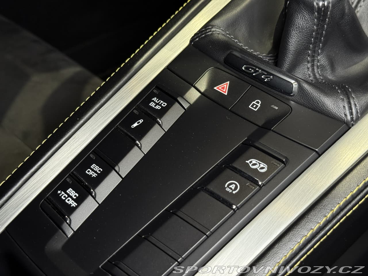 2019 Porsche Cayman - 16