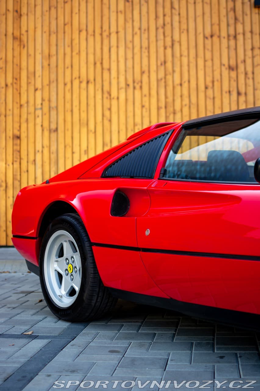 1986 Ferrari 328 - 33