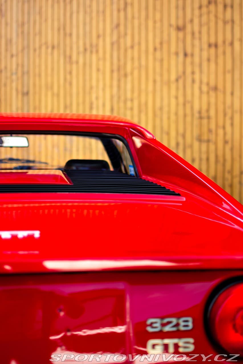 1986 Ferrari 328 - 11