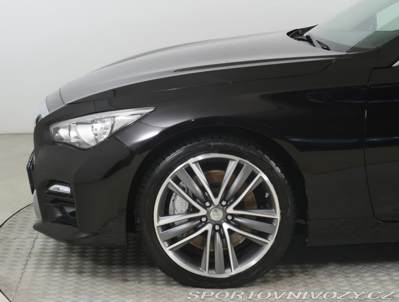 2016 Infiniti Q50 - 15