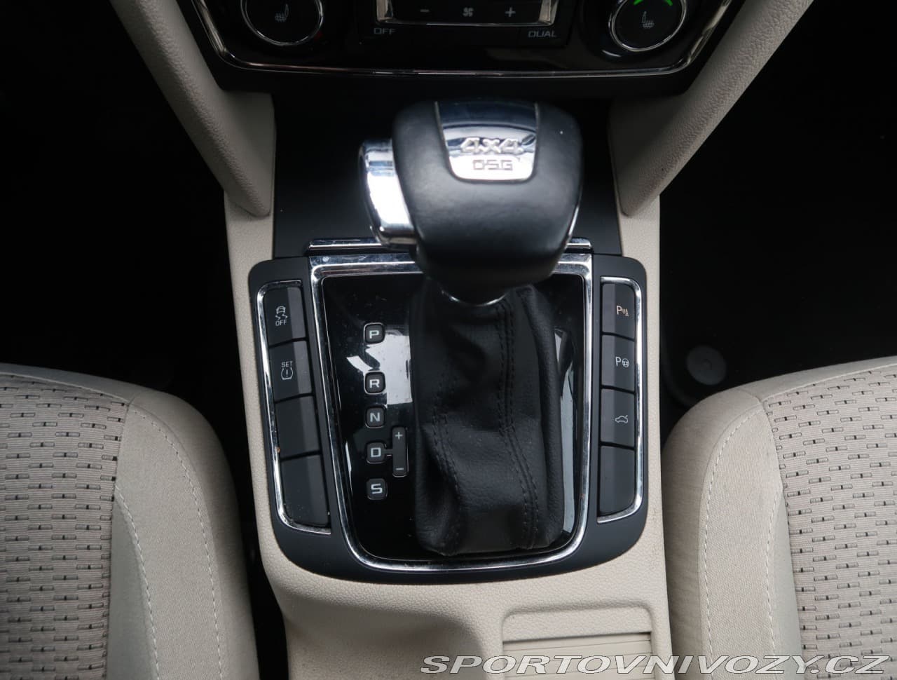 2011 Škoda Superb - 13