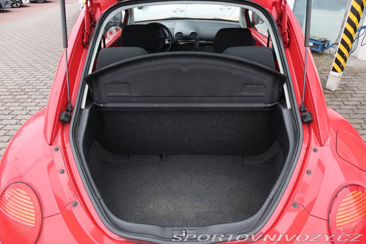 2000 Volkswagen Beetle - 13