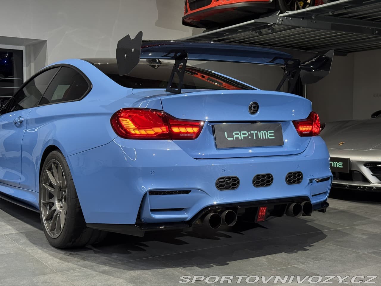 2017 BMW M4 - 2