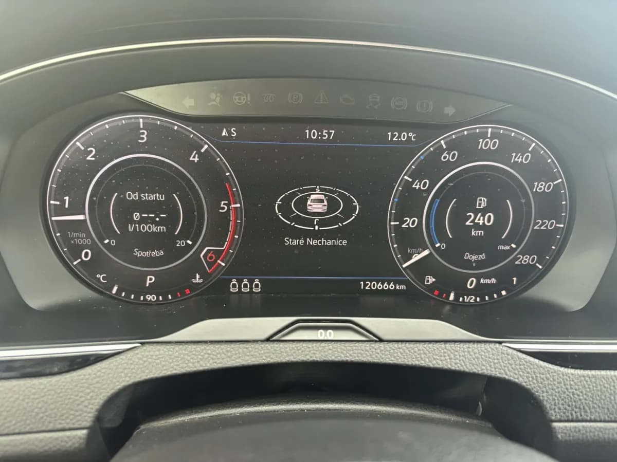 2017 Volkswagen Arteon - 17