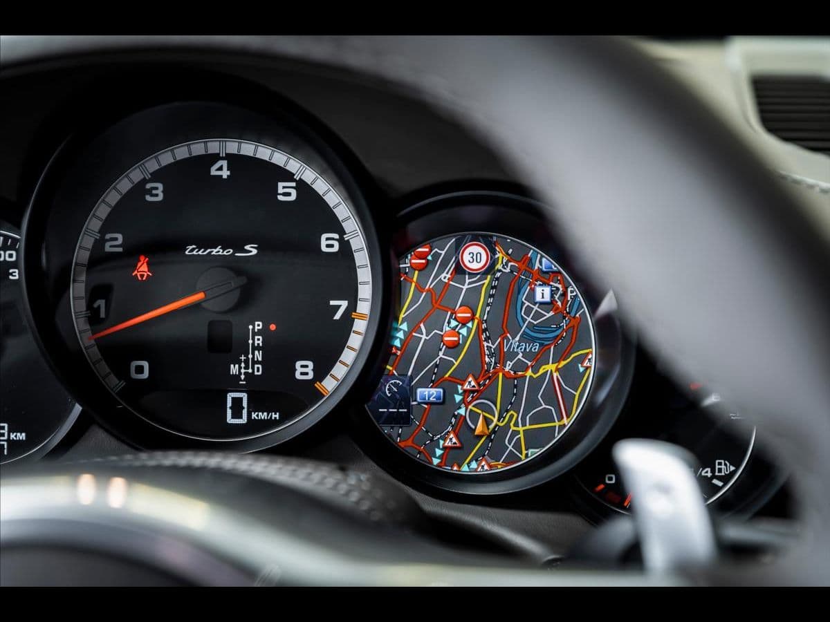 2014 Porsche 911 - 16