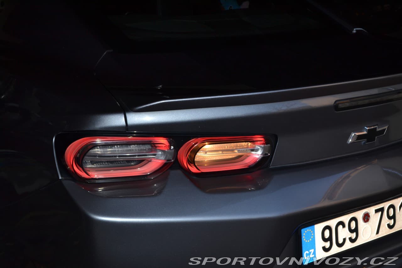 2019 Chevrolet Camaro - 21