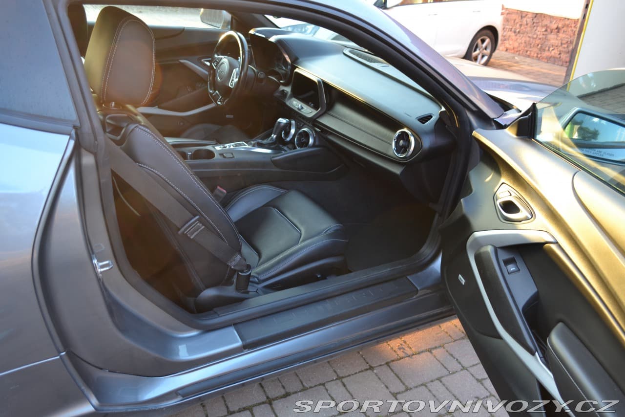 2019 Chevrolet Camaro - 15