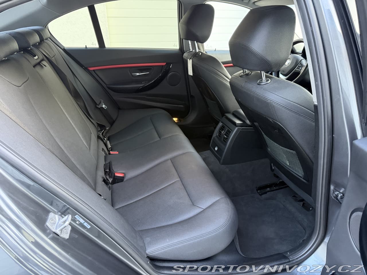 2018 BMW 3-Series - 8