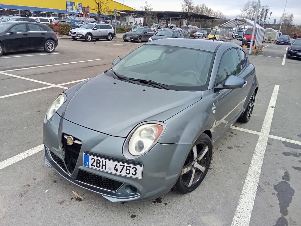 2010 Alfa Romeo MITO - 4