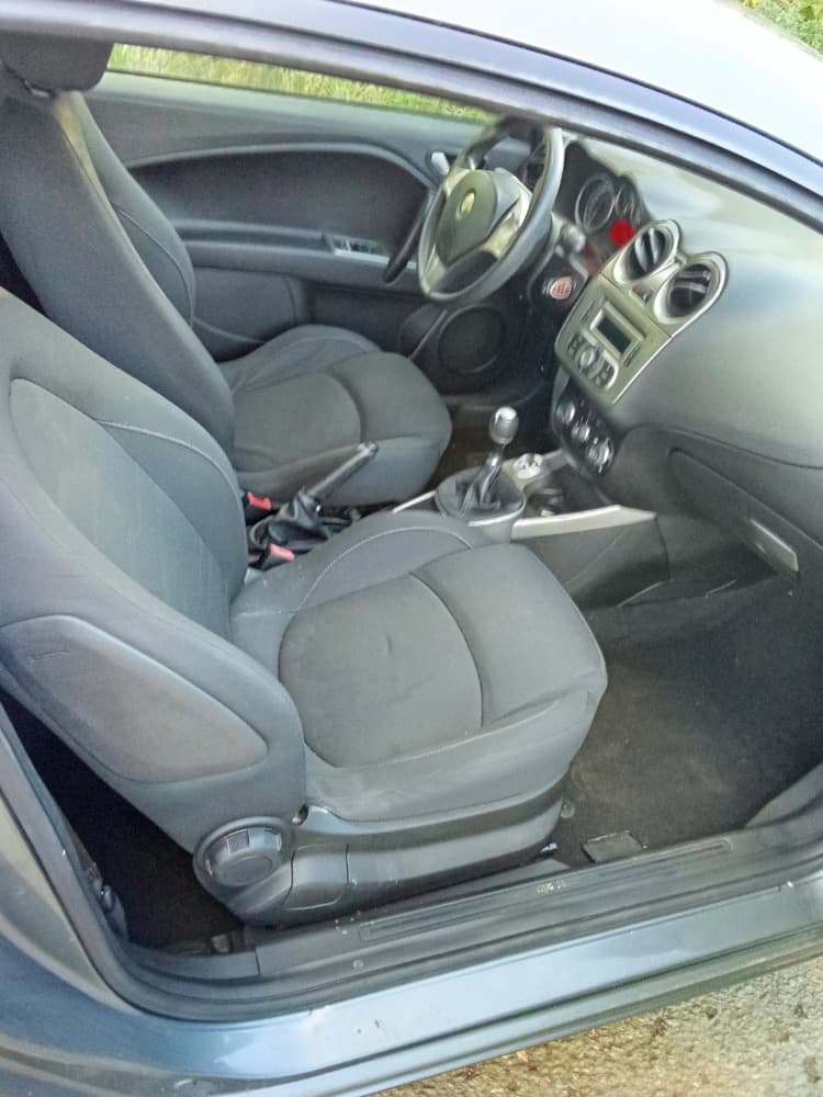 2010 Alfa Romeo MITO - 7