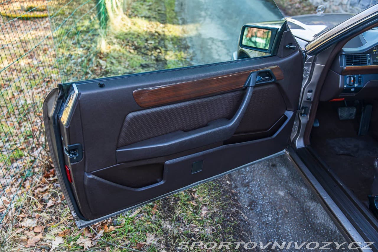 1989 Mercedes-Benz C-CLASS - 20