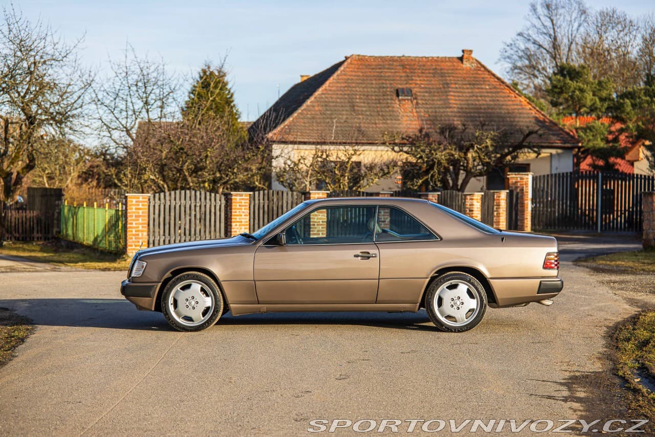 1989 Mercedes-Benz C-CLASS - 5