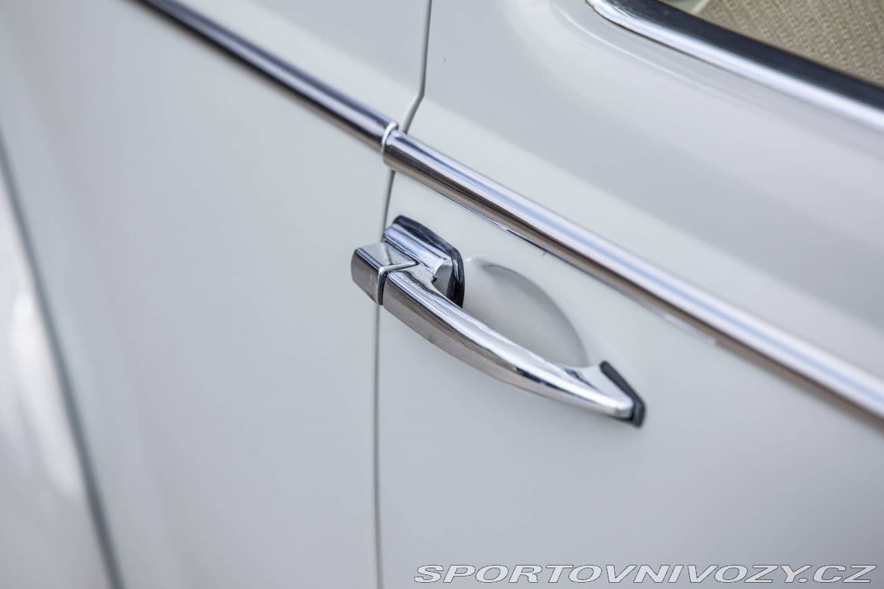 1960 Volkswagen Beetle - 13