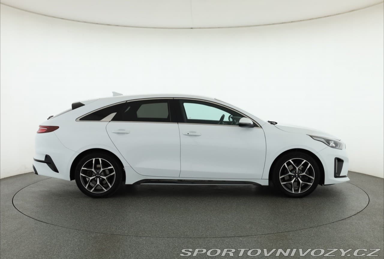 2021 Kia Proceed - 6