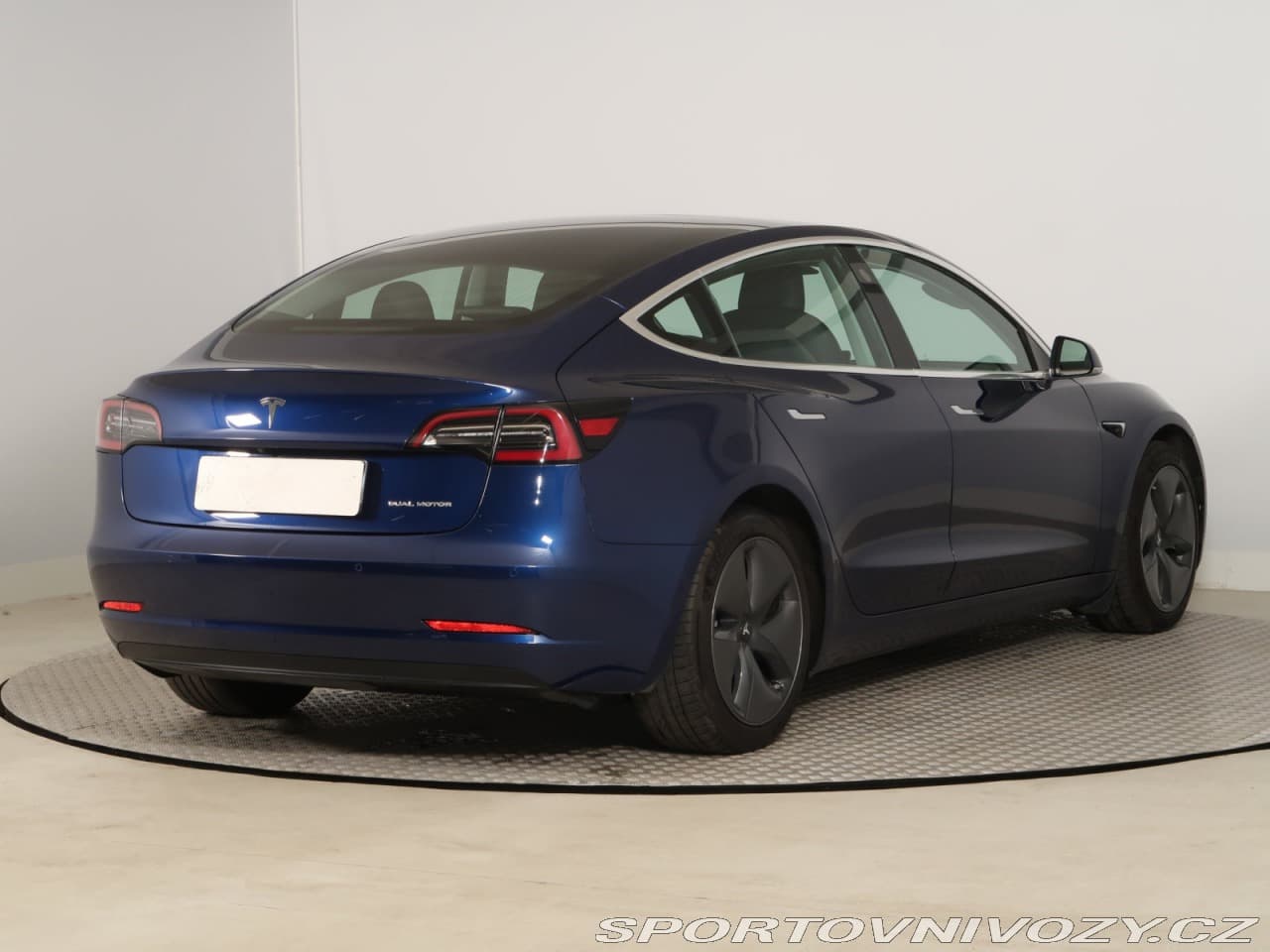 2020 Tesla Model 3 - 5