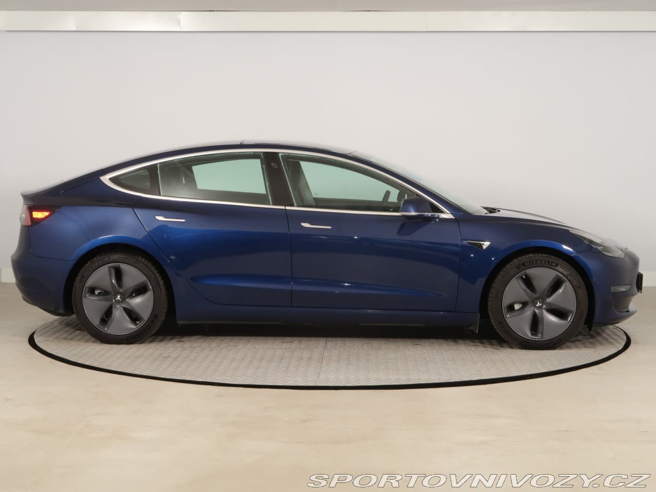 2020 Tesla Model 3 - 6