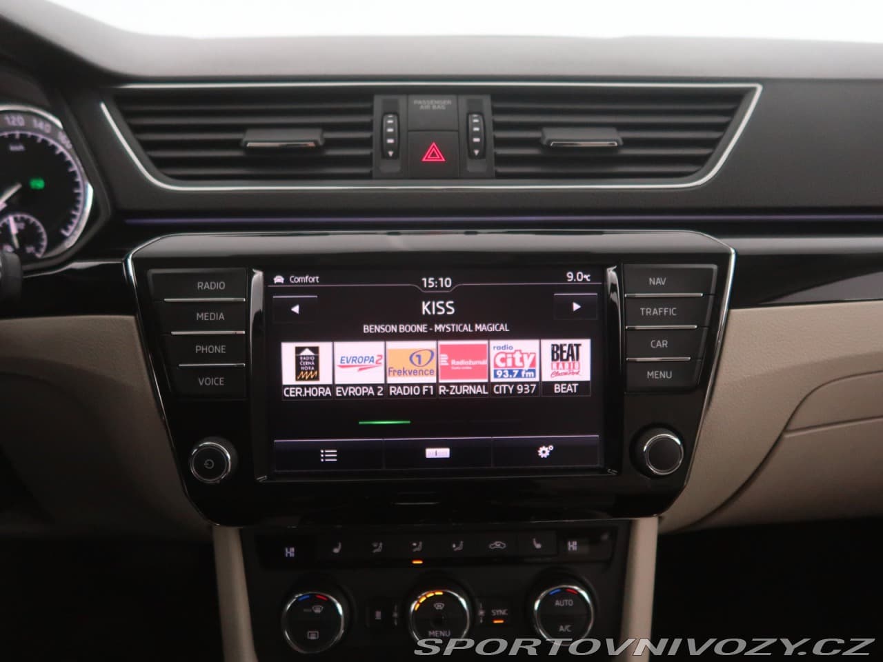 2016 Škoda Superb - 12