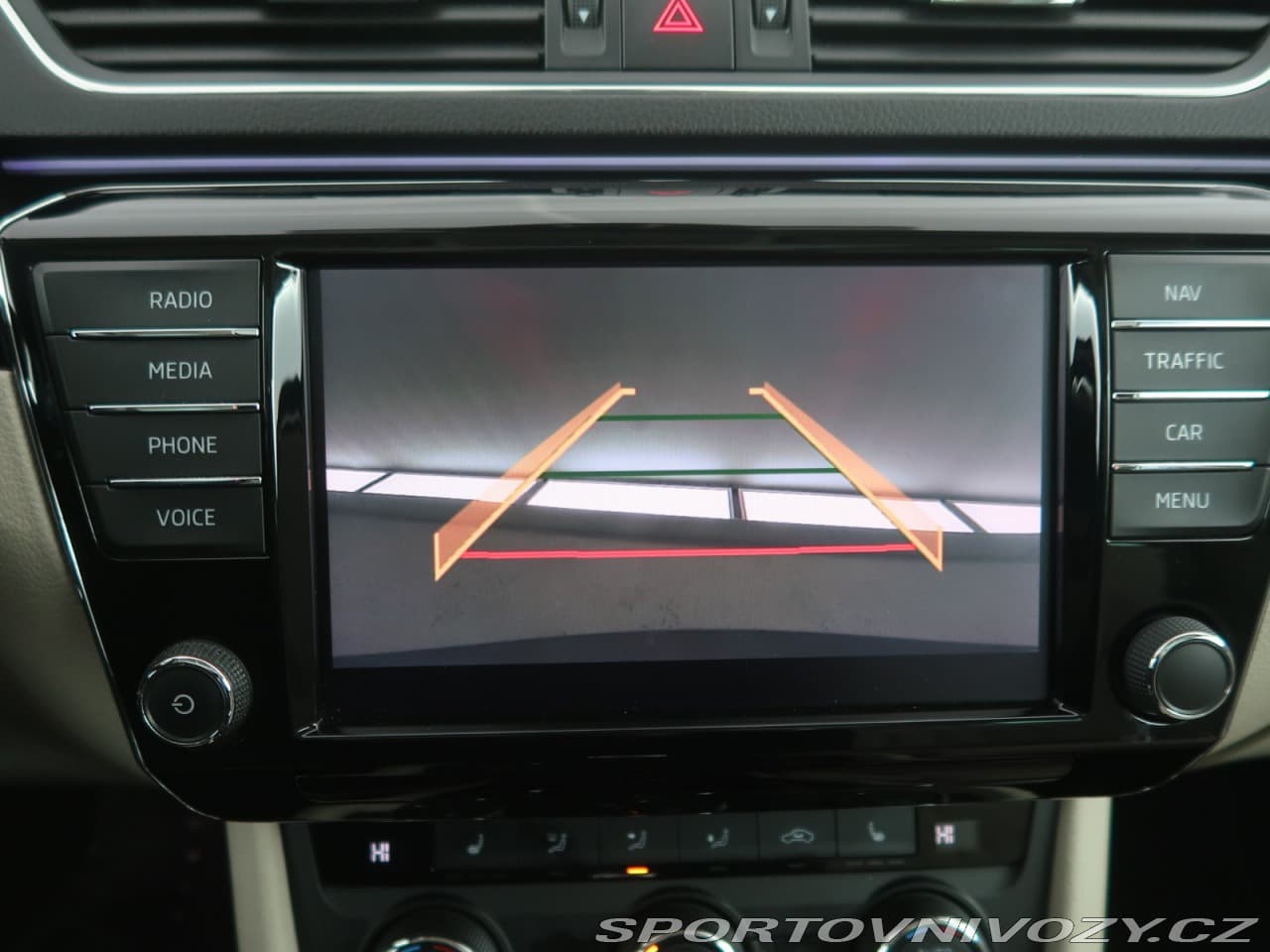 2016 Škoda Superb - 18