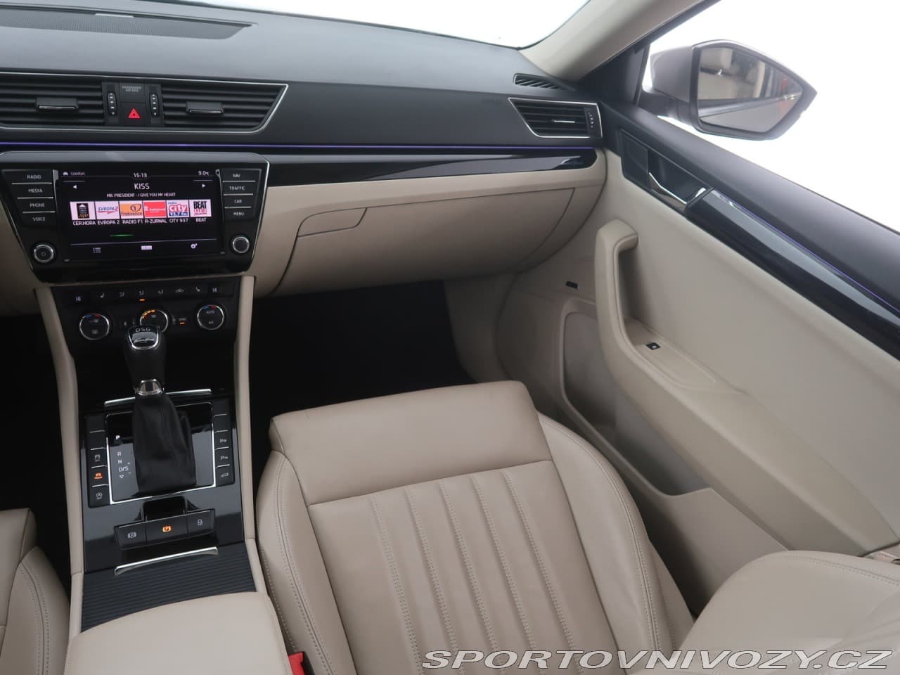 2016 Škoda Superb - 8