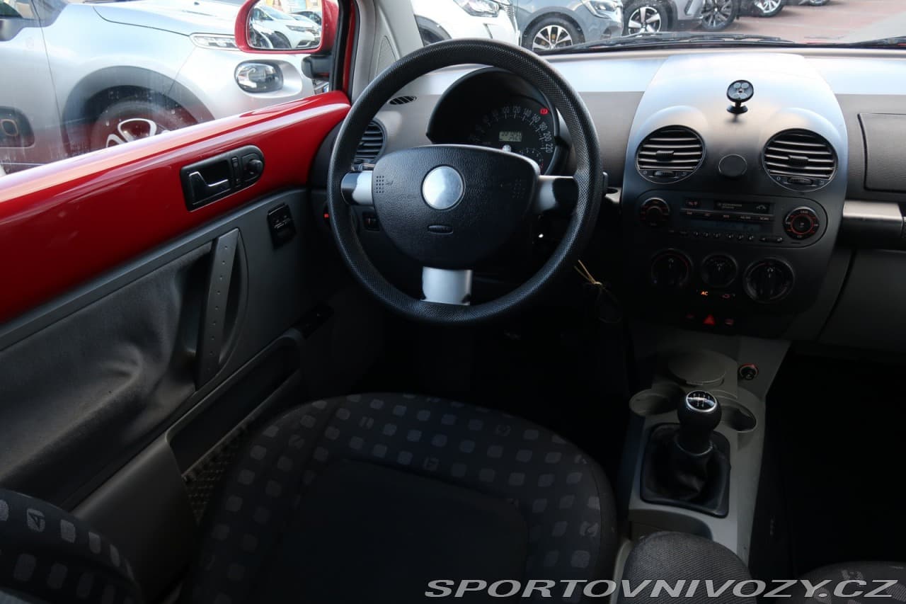 1999 Volkswagen Beetle - 7