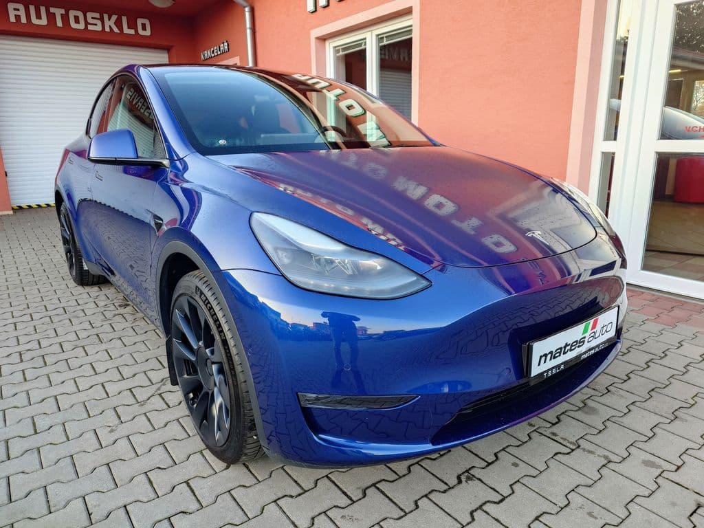 2022 Tesla Model Y - 4