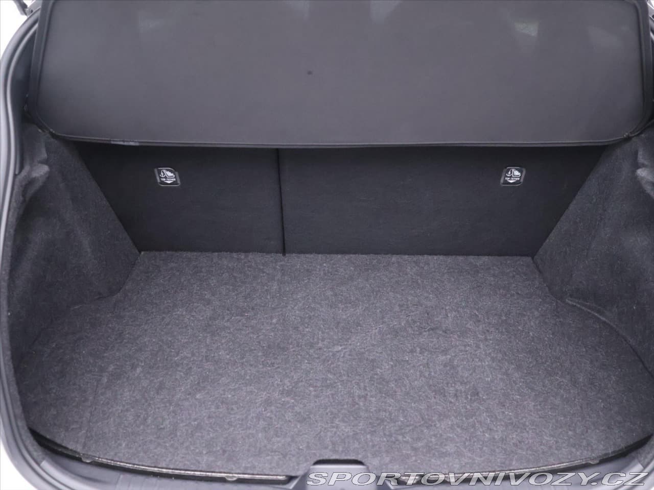 2022 Toyota Yaris - 10