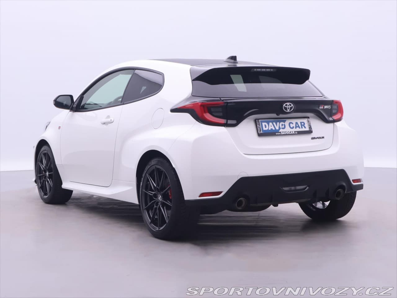 2022 Toyota Yaris - 5