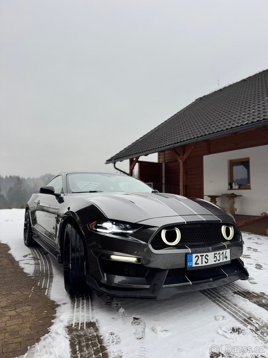 2019 Ford Mustang - 5