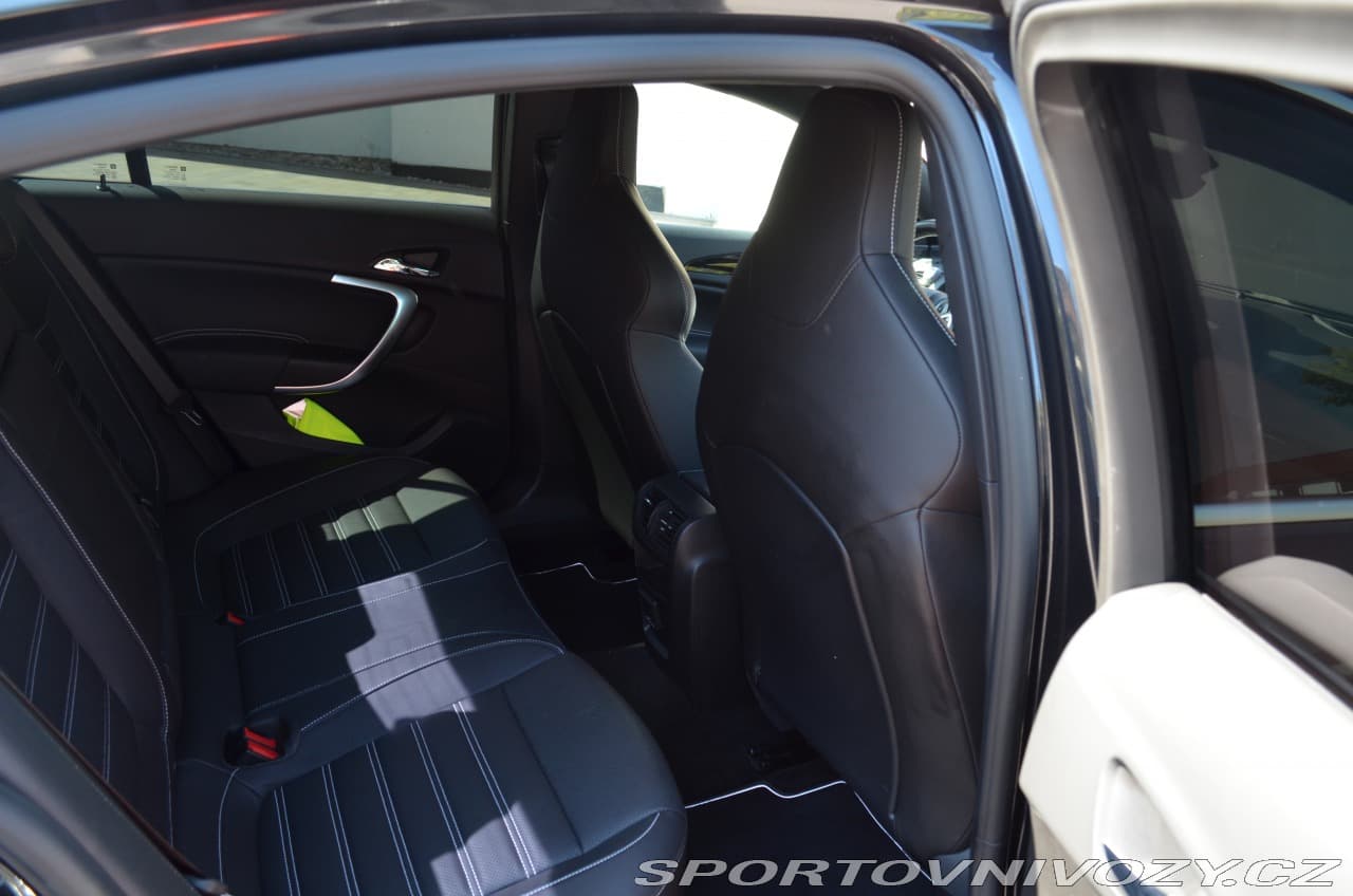 2013 Opel INSIGNIA - 12