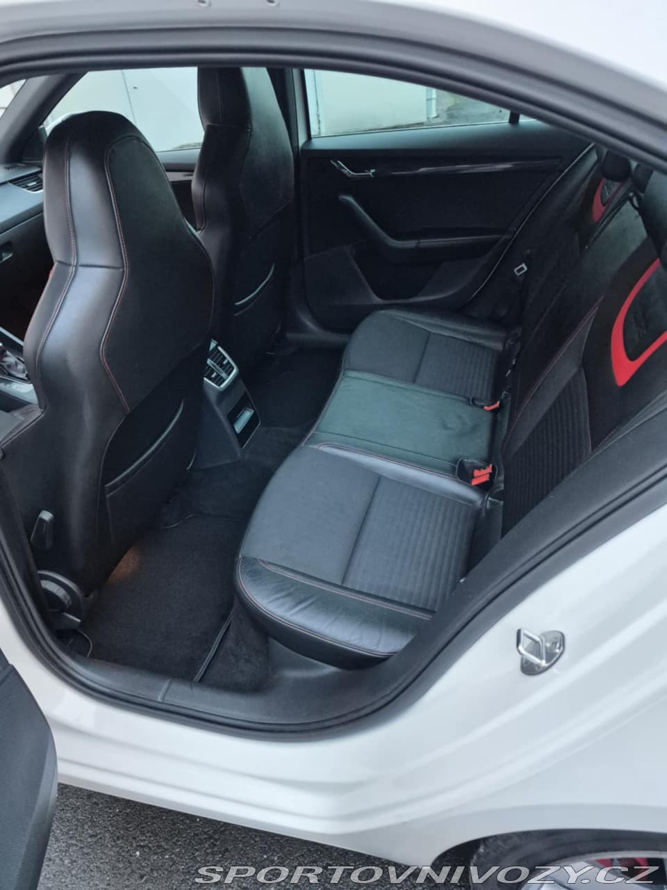 2014 Škoda Octavia - 11