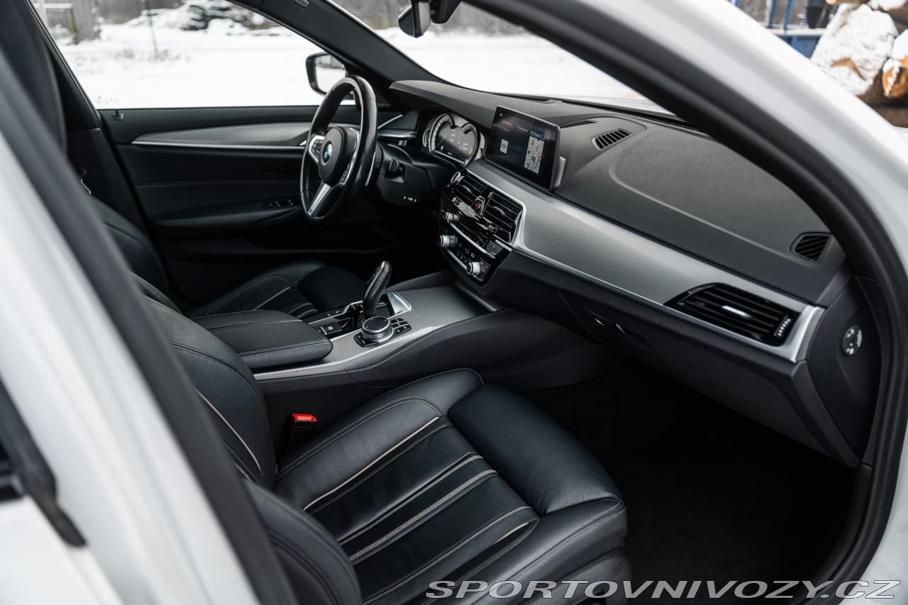 2020 BMW 5-Series - 5