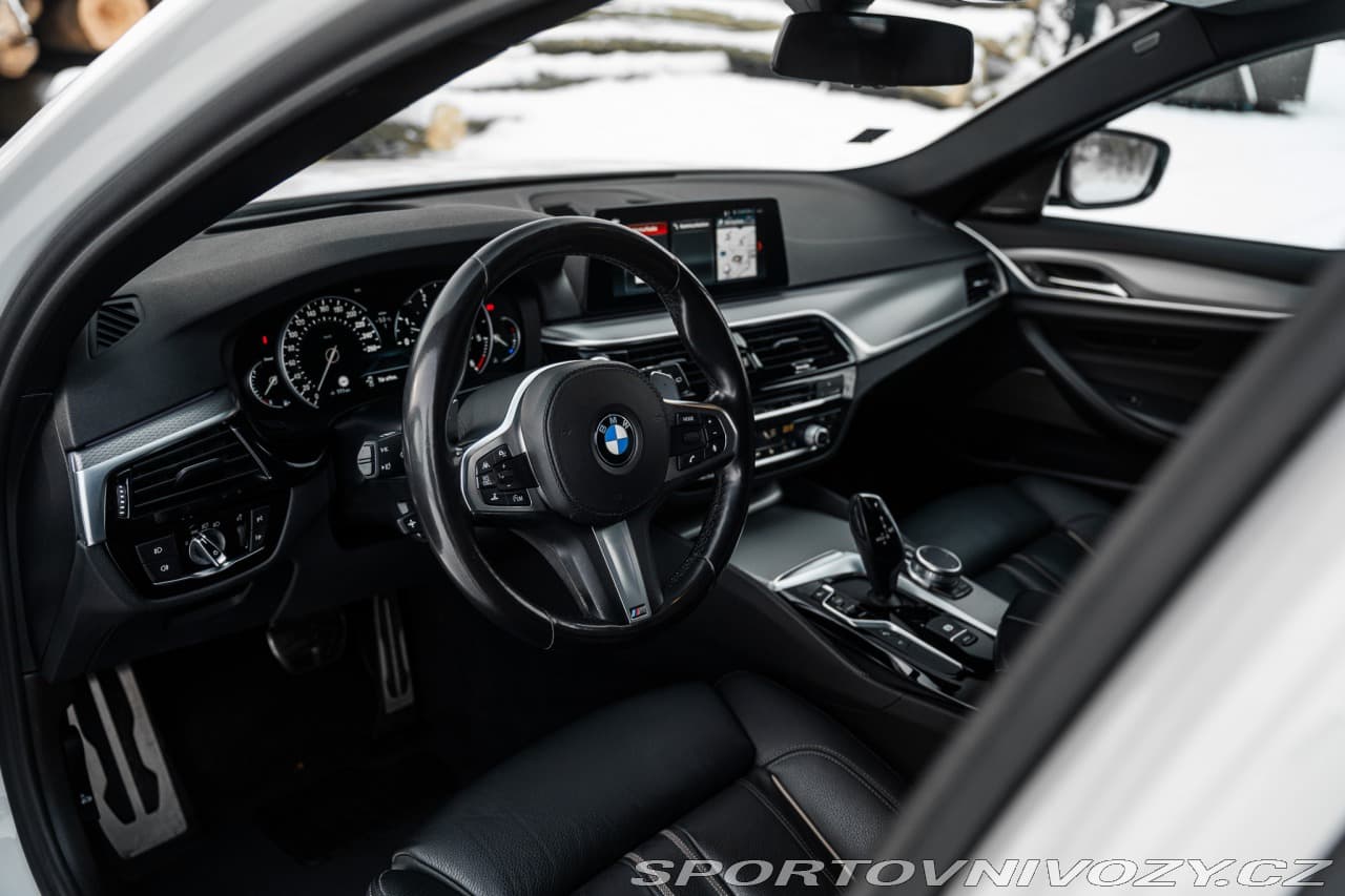 2020 BMW 5-Series - 9