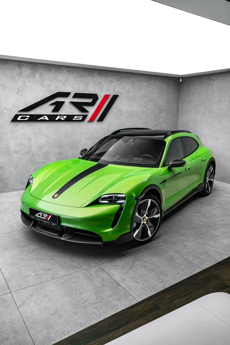 2021 Porsche Taycan - 8