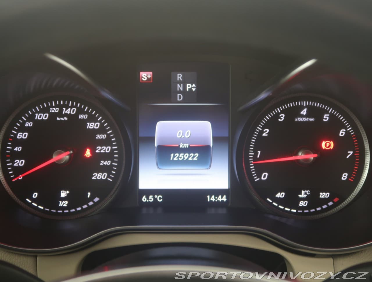 2016 Mercedes-Benz C-Class - 11